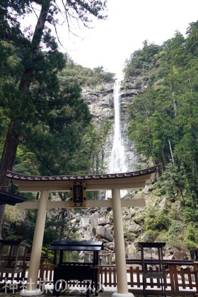 那智の滝　飛瀧神社