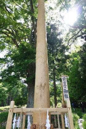 諏訪大社　上社前宮