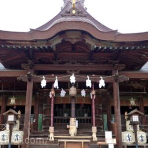 白鳥神社(香川県)で御朱印を拝受｜猫のみゃ～まるやハマチみくじなどの授与品も紹介