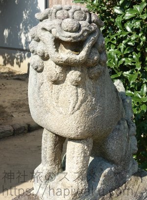 鎮宅霊符神社の狛犬